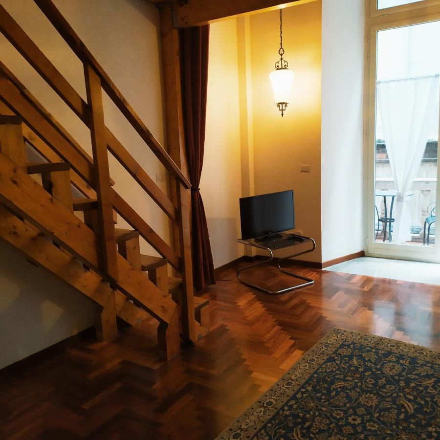 Il Castello Apartment Napoli Esterno foto